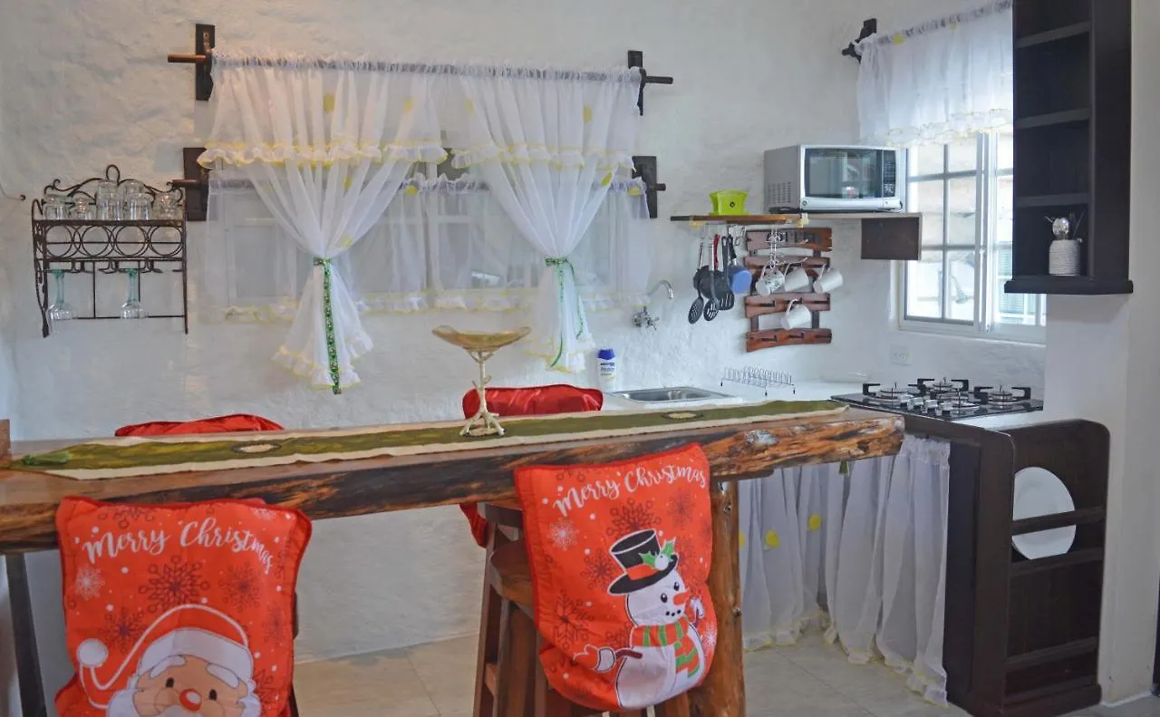 Gasthof Hostal Cann'S House Puerto Baquerizo Moreno Ecuador