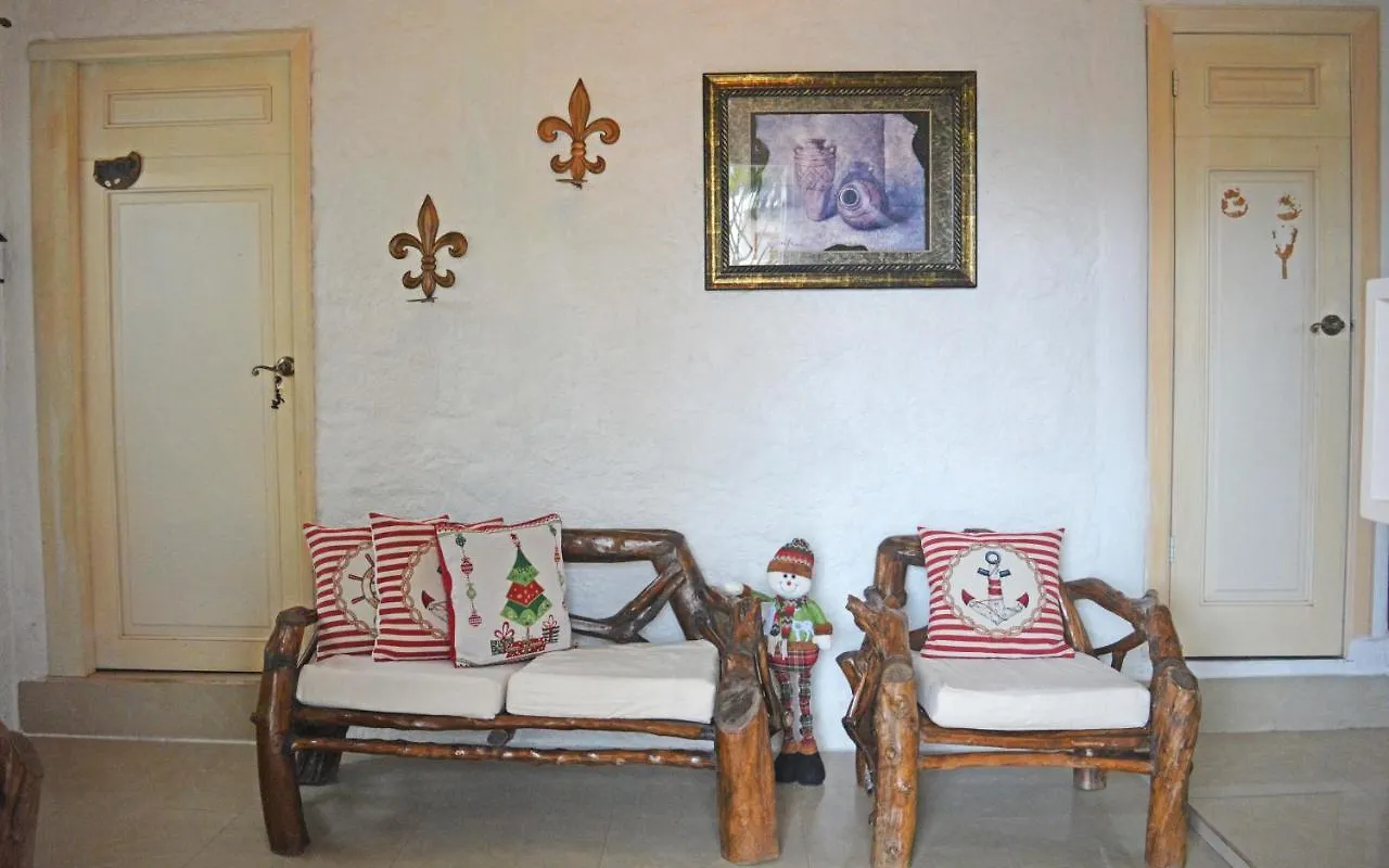 Gasthof Hostal Cann'S House Puerto Baquerizo Moreno Ecuador